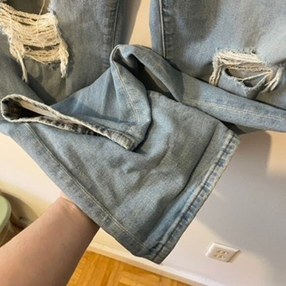 Madewell The Perfect Vintage Straight Jean in Danby Wash: Knee Rip Edition Sz 30 - Picture 4 of 15